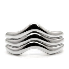 Load image into Gallery viewer, MT 230 - High Polished Ring Looking Great  When Worn on Any Finger!
